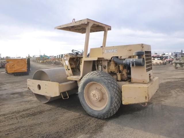 Image of DYNAPAC CA15 equipment image 3