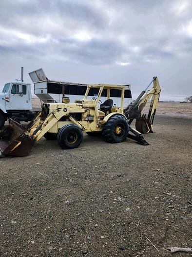 Main image Dynahoe B Series