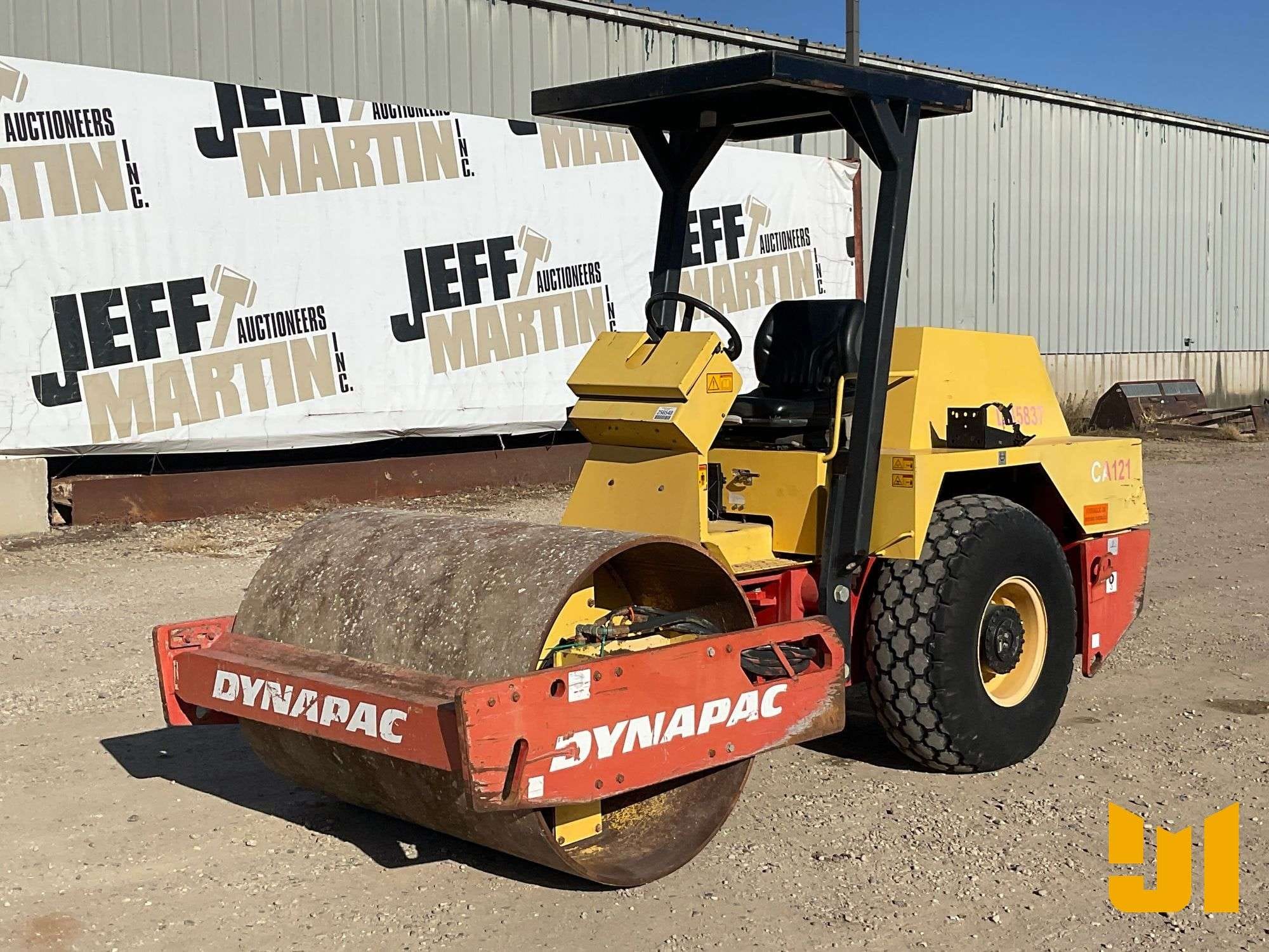 DYNAPAC CA121 Equipment Image0