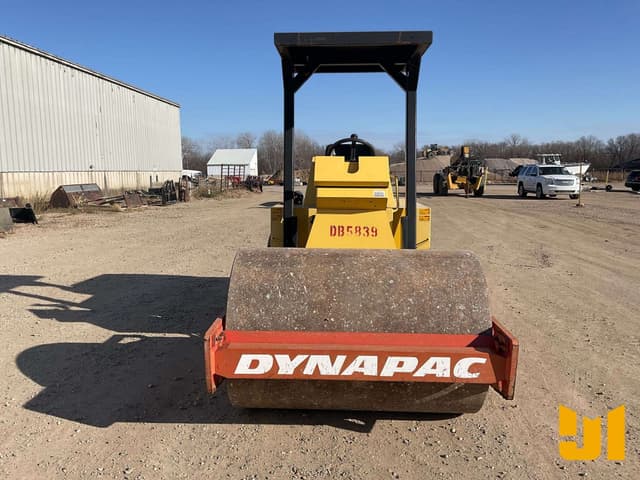 Image of DYNAPAC CA121 equipment image 1