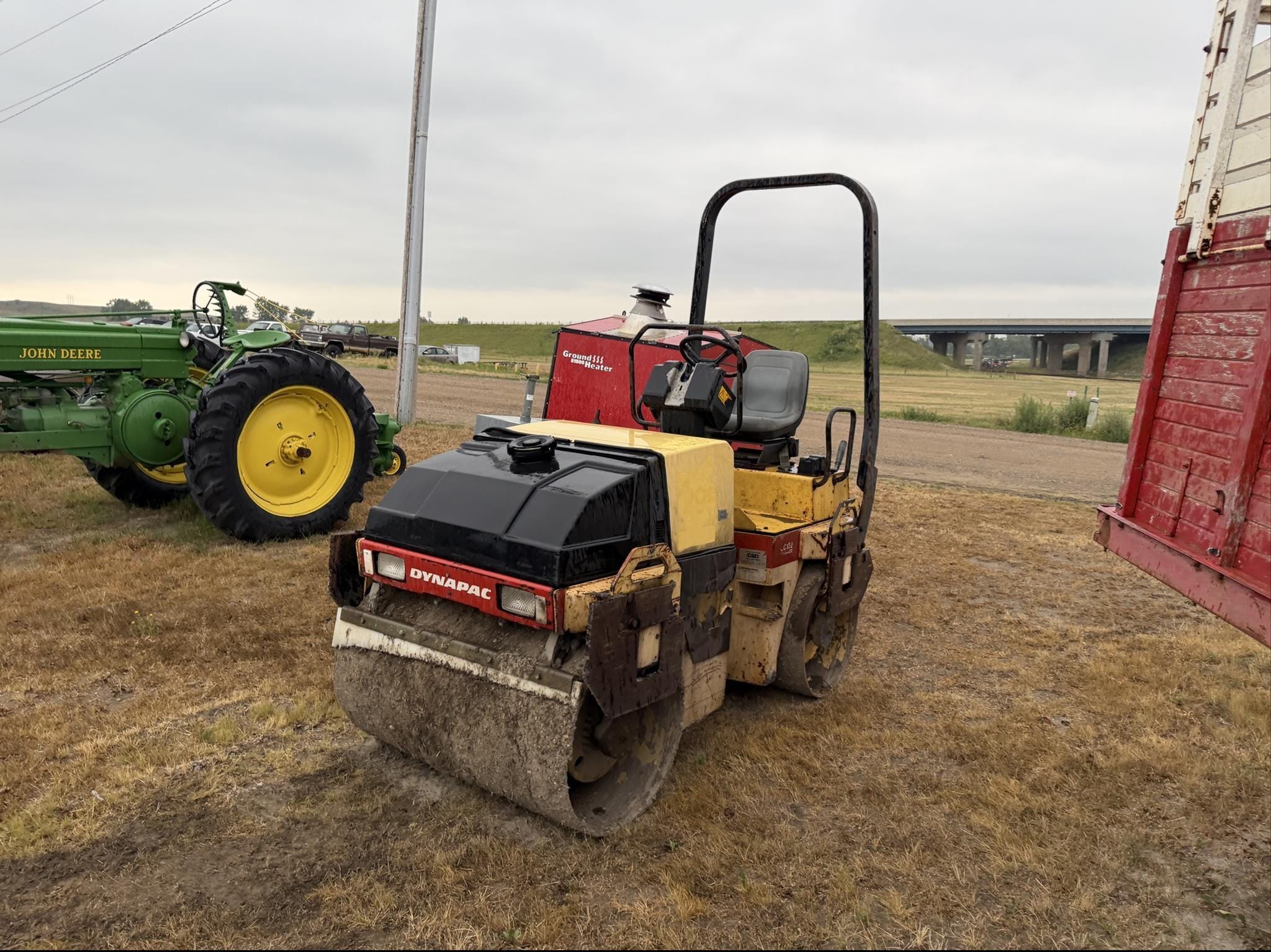 DYNAPAC CC122 Equipment Image0