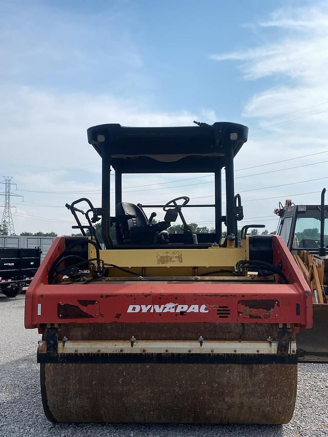 Image of DYNAPAC CC624HF equipment image 2