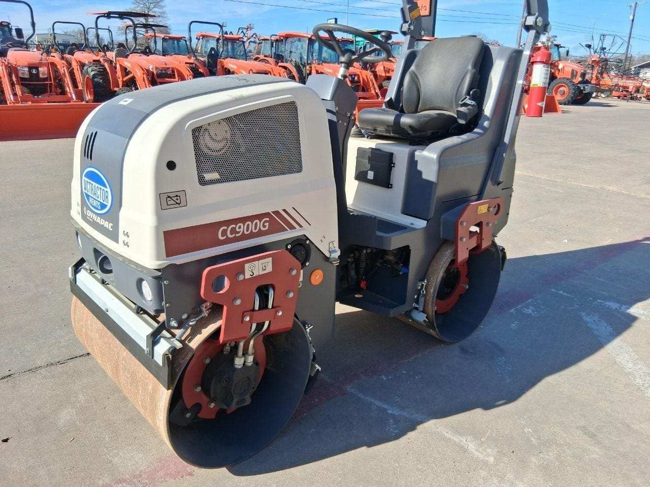 2024 DYNAPAC CC900G Equipment Image0