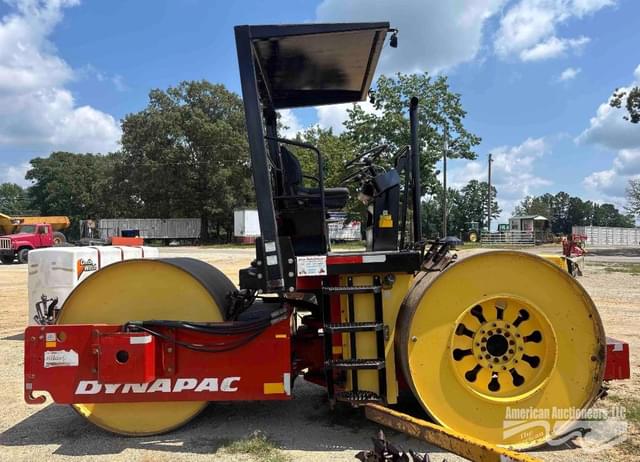 Image of DYNAPAC CS142N equipment image 3