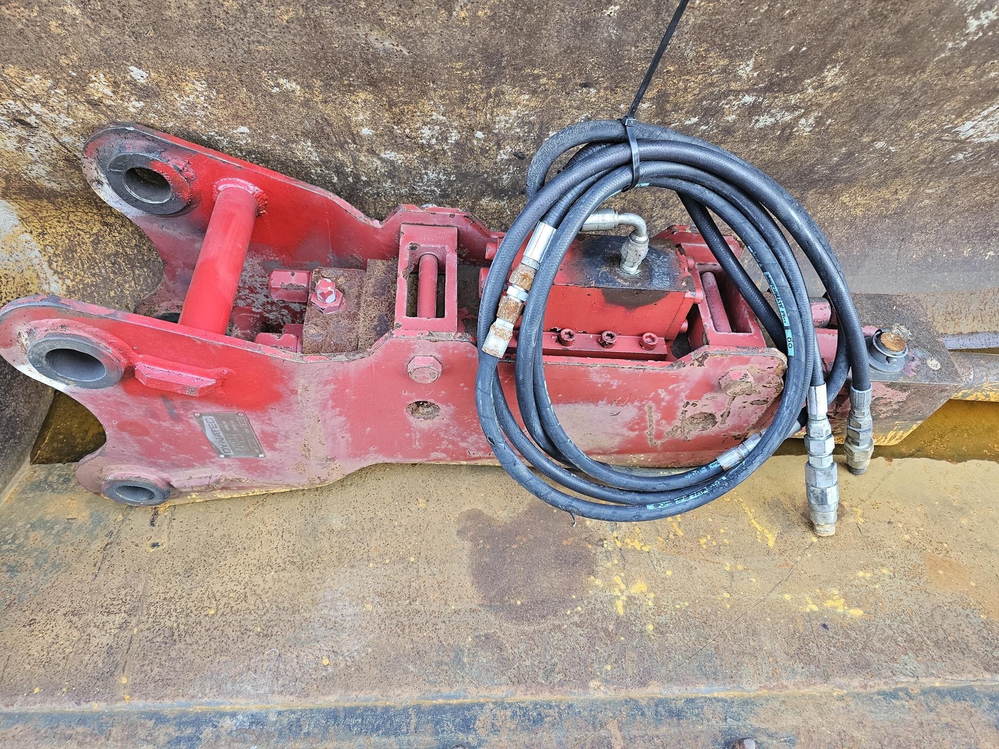 Dynatec  405V Equipment Image0