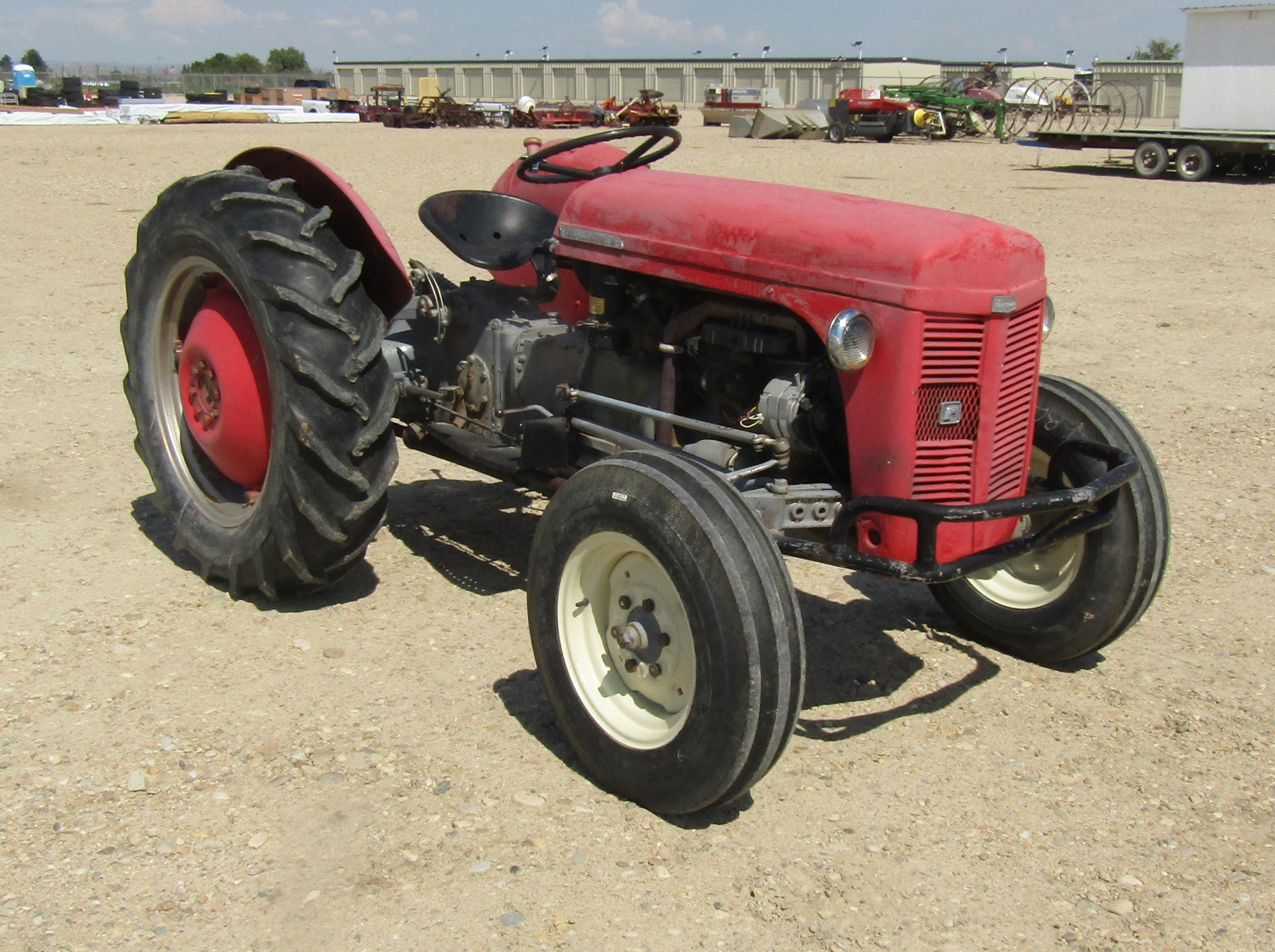 Main image Massey Ferguson 30