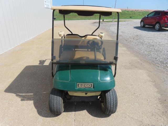 Image of EZ-GO Freedom TXT equipment image 2