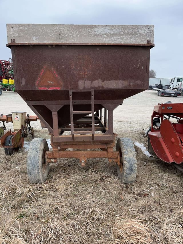 Image of E-Z Trail 220 equipment image 3