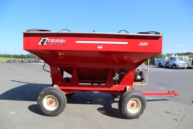 Image of E-Z Trail 230 equipment image 4