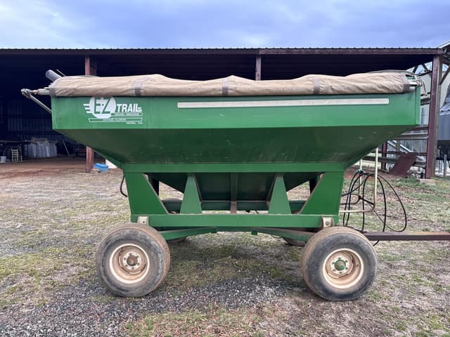 Image of E-Z Trail 230 equipment image 3