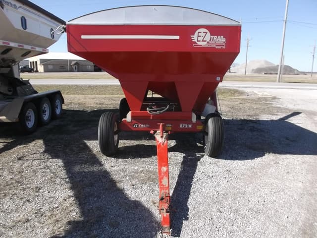 Image of E-Z Trail 230 equipment image 2