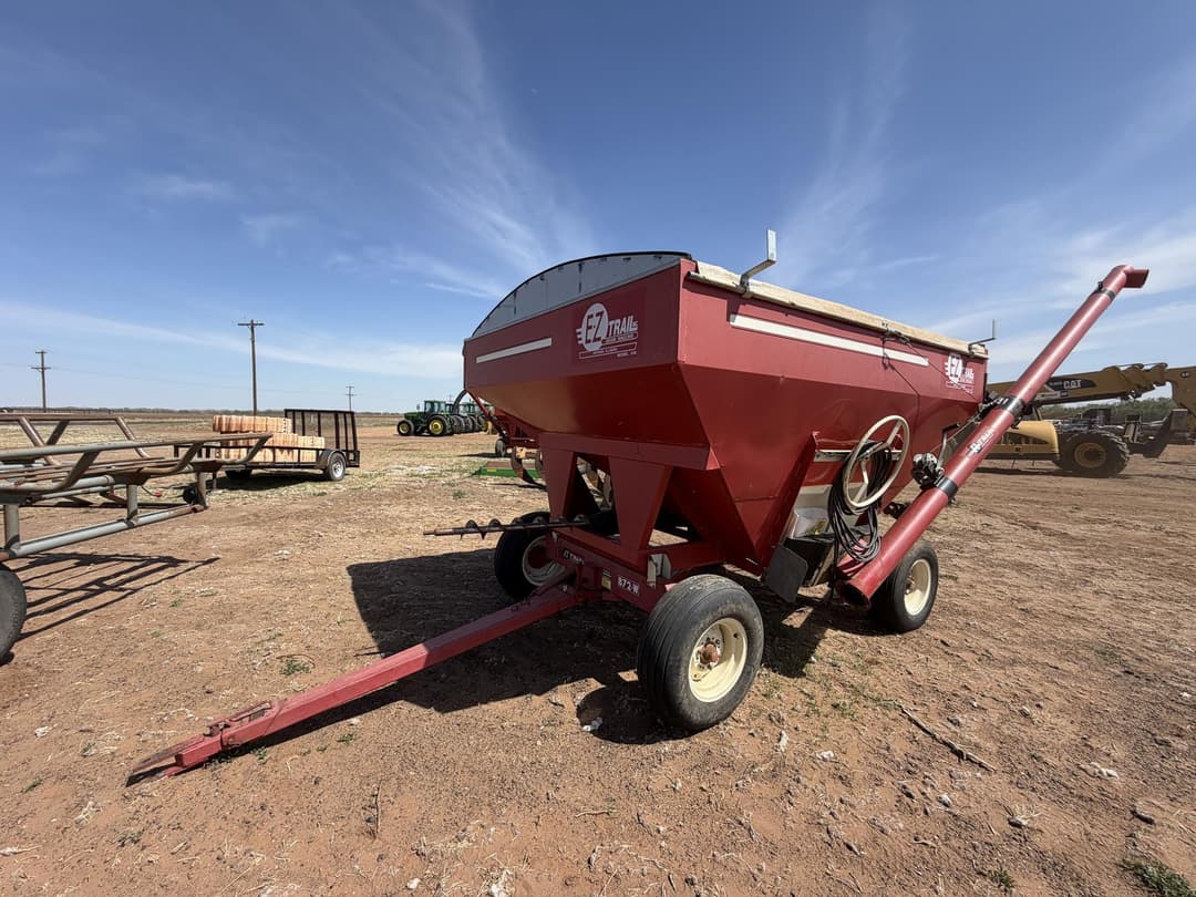 Image of E-Z Trail 230 Primary image