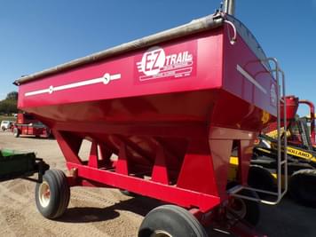 Main image E-Z Trail 3400