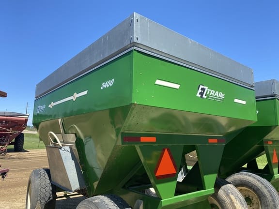 Main image E-Z Trail 3400