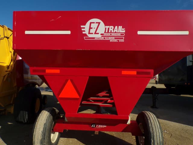 Image of E-Z Trail 3400 equipment image 4