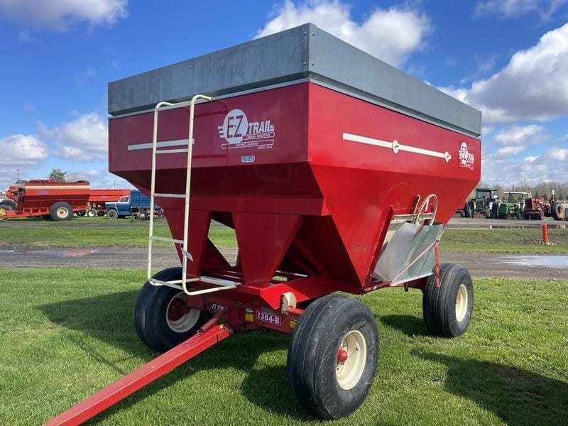 E-Z Trail 3400 Equipment Image0