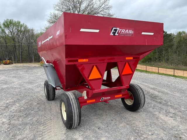 Image of E-Z Trail 3400 equipment image 4