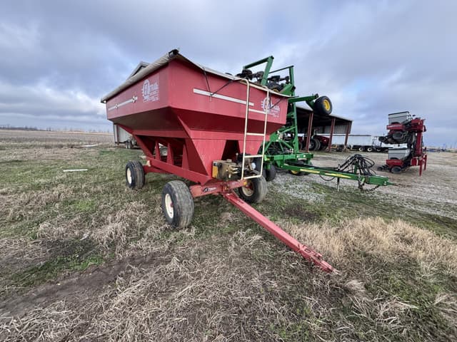 Image of E-Z Trail 3400 equipment image 3