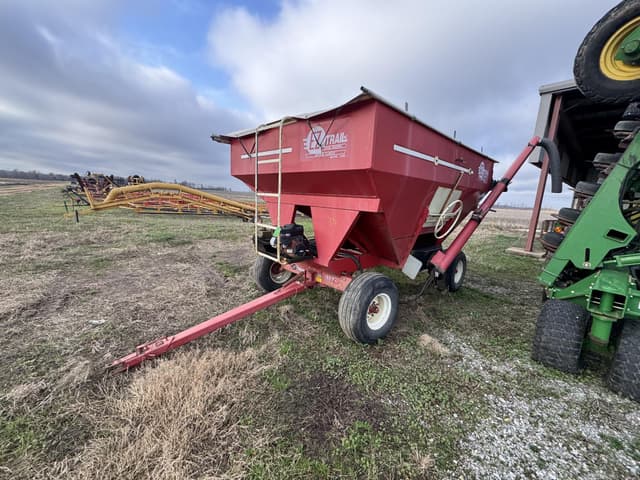 Image of E-Z Trail 3400 equipment image 1