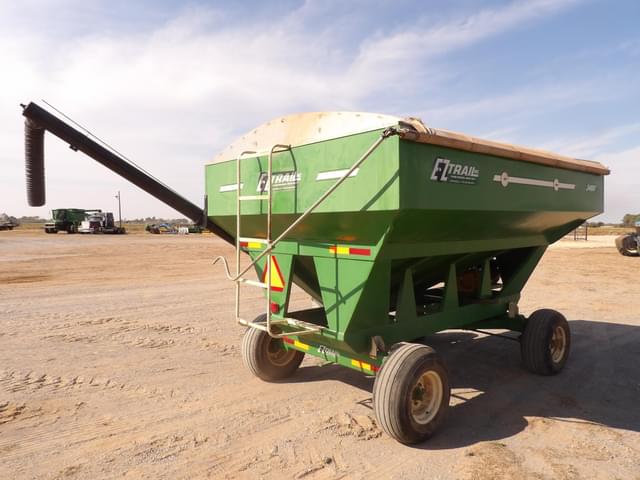 Image of E-Z Trail 3400 equipment image 4