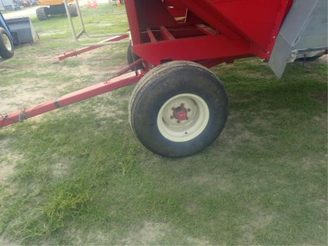 Image of E-Z Trail 3400 equipment image 4