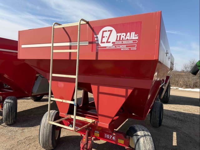 Image of E-Z Trail 3400 equipment image 3