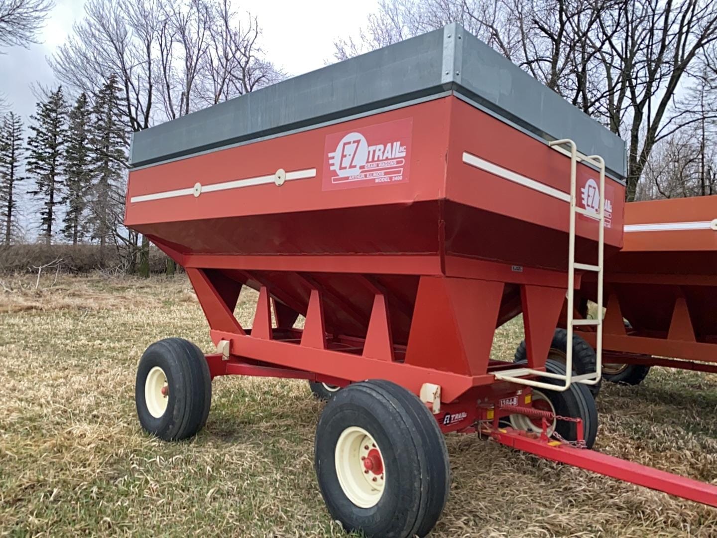 Main image E-Z Trail 3400