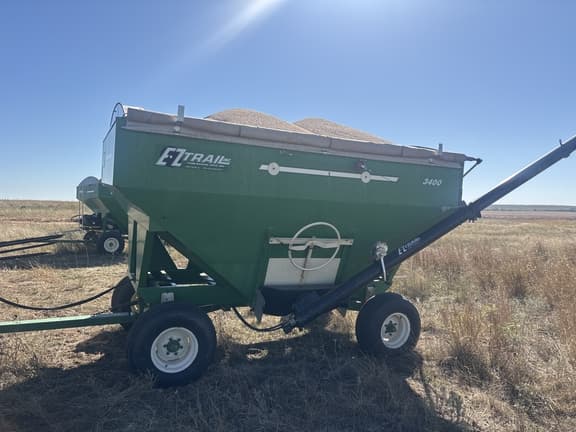 Image of E-Z Trail 3400 equipment image 2