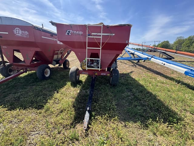 Image of E-Z Trail 3400 equipment image 1