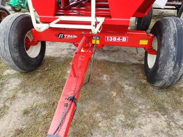 Image of E-Z Trail 3400 equipment image 2