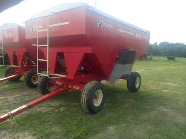 Image of E-Z Trail 3400 equipment image 3