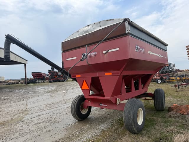 Image of E-Z Trail 3400 equipment image 2