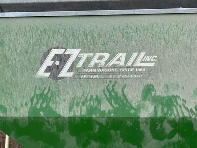 Image of E-Z Trail 400 equipment image 2