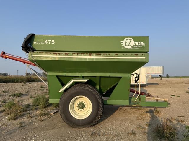 Image of E-Z Trail 475 equipment image 3
