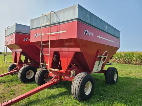 E-Z Trail 500 Equipment Image0