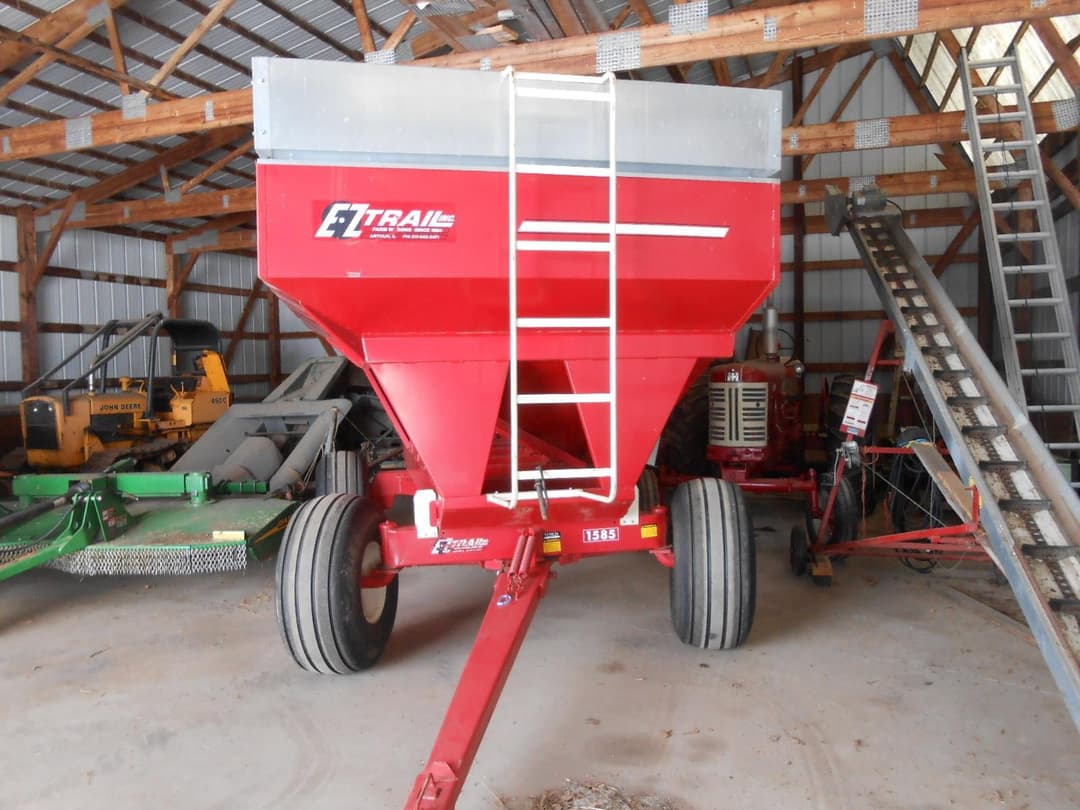 Image of E-Z Trail 500 Image 1