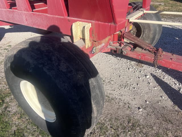 Image of E-Z Trail 500 equipment image 3