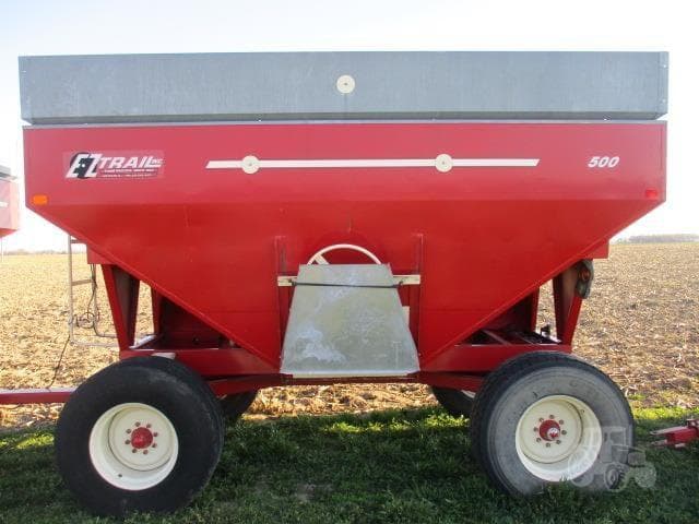 Image of E-Z Trail 500 equipment image 2