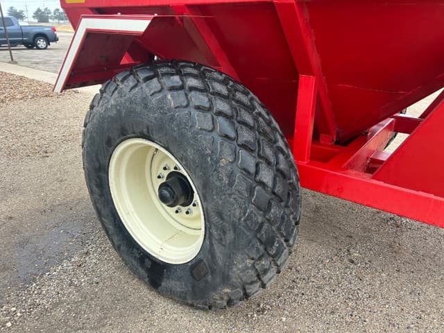 Image of E-Z Trail 510 equipment image 4