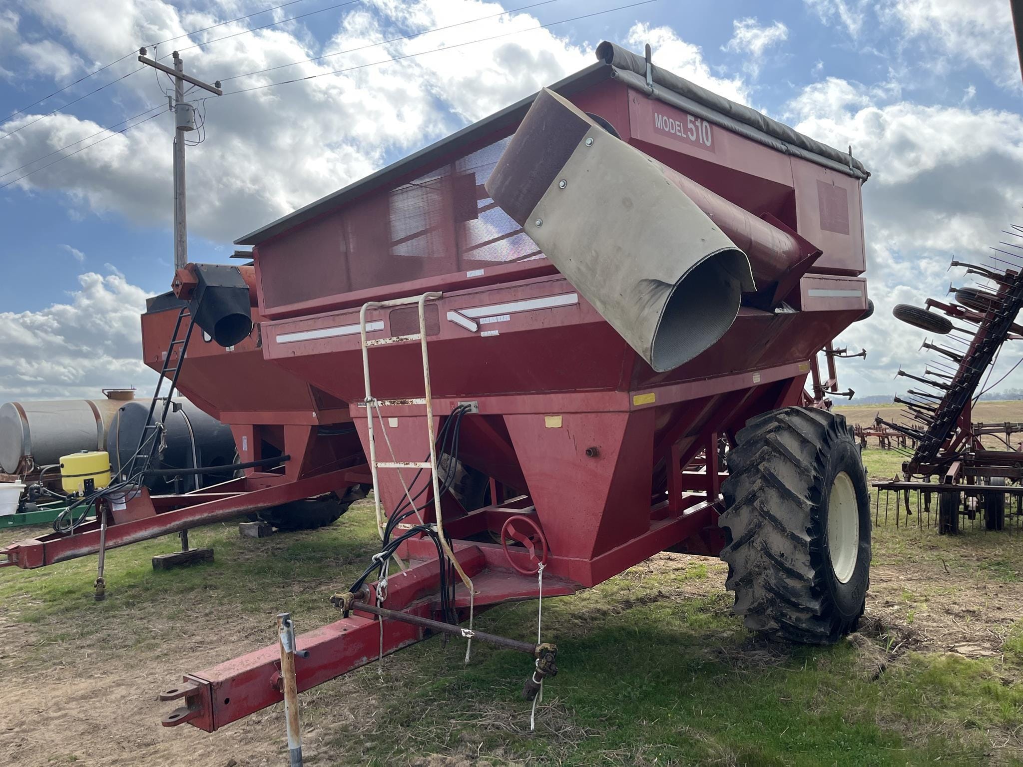 E-Z Trail 510 Equipment Image0