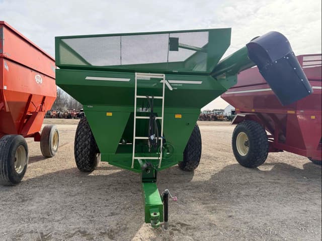 Image of E-Z Trail 510 equipment image 3