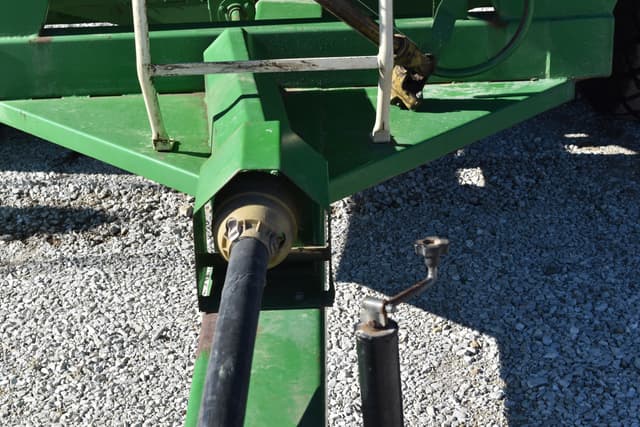 Image of E-Z Trail 510 equipment image 4