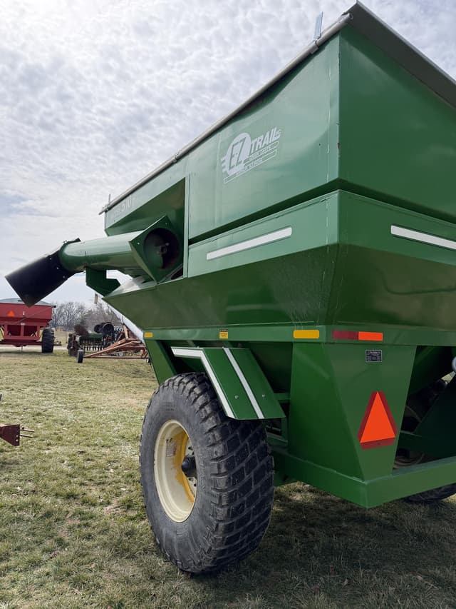 Image of E-Z Trail 510 equipment image 3