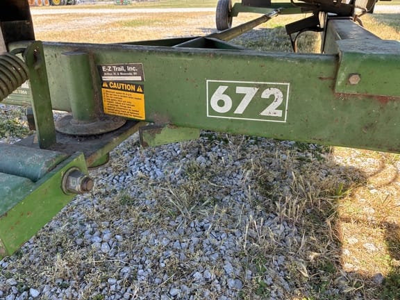 E-Z Trail 672 Equipment Image0