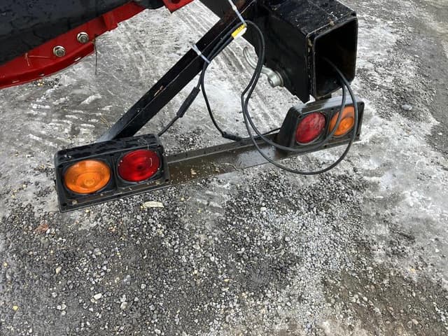 Image of E-Z Trail 672 equipment image 3