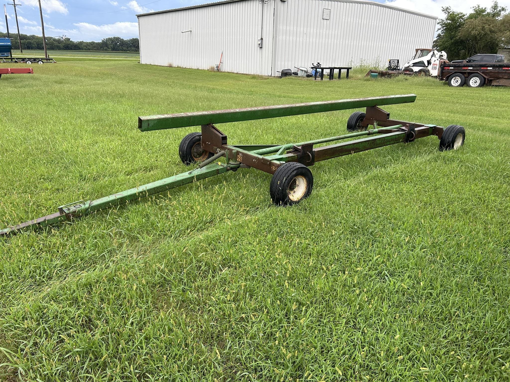 E-Z Trail 672 Equipment Image0
