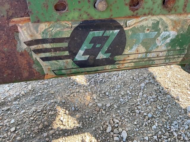 Image of E-Z Trail 672 equipment image 2