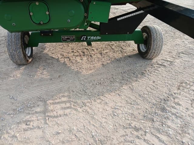 Image of E-Z Trail 672 equipment image 4