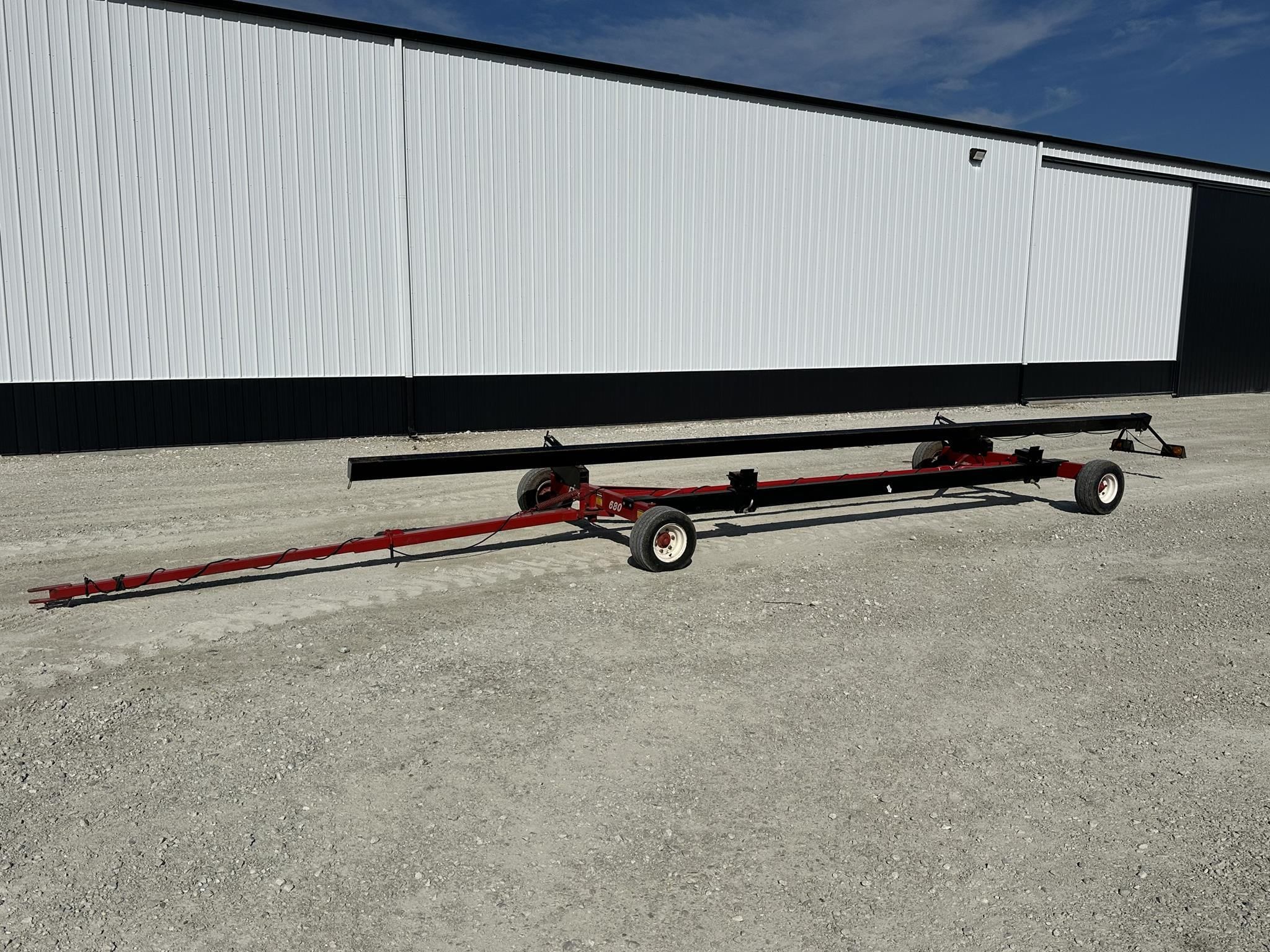 E-Z Trail 680 Equipment Image0