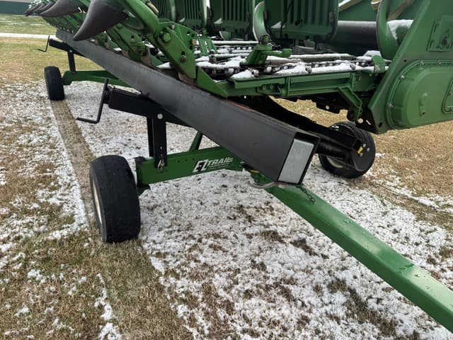 Image of E-Z Trail 680 equipment image 3